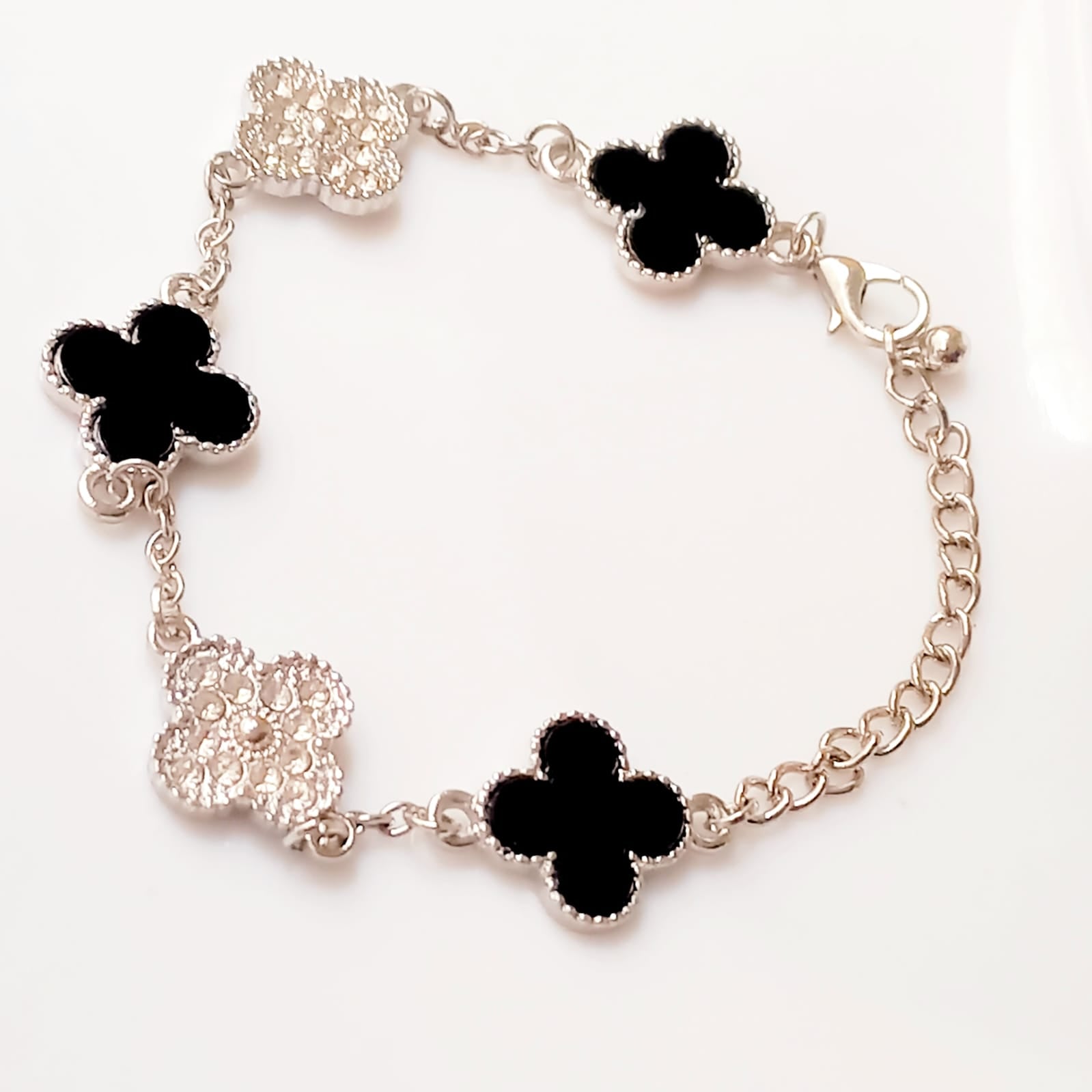 Vancleef Clover Bracelet