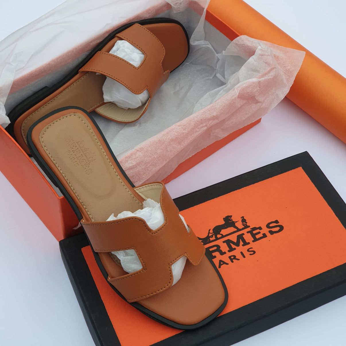 Comfy Hermes Flats